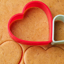 Cookie Cutter with Shape Heart Round Star and Flower (4 Pack) - dailyneed.life