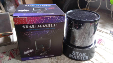 LED Projector Night Light Amazing Lamp, 3 Battery operated lamps, Rotation With the music Function, Master for Kids Bedroom Home Decoration Night Romantic Gift (Battery Not Included / 1 pc) - dailyneed.life