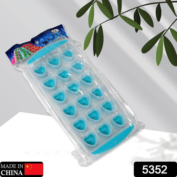 Easy Push Premium -UP ice Tray, With Flexible Silicon Bottom, Heart Shape 18 Cube Trays - dailyneed.life