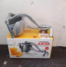 MANUAL ALUMINIUM METAL FRUIT PRESS JUICER - dailyneed.life
