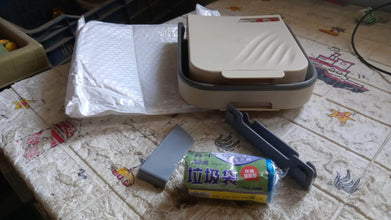 Foldable Hanging Trash Can – Space-Saving Waste Bin for Kitchen, Bathroom & Car - dailyneed.life