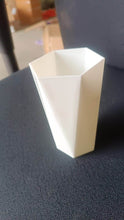 Modern Geometric Hexagon Plastic Flower Vase (1 Pc) - dailyneed.life