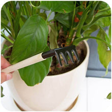 Kid's Garden Tools Set of 3 Pieces (Trowel, Shovel, Rake) - dailyneed.life