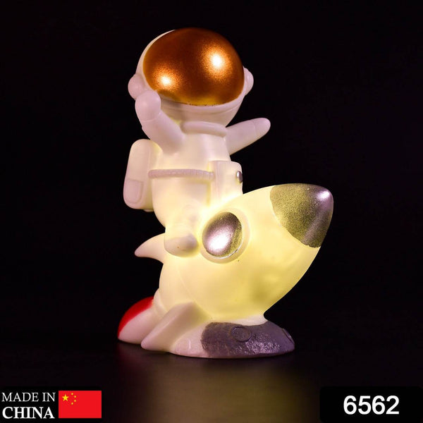 Space Astronaut Figurines Resin Crafts Mini Figure Model Home Decor DIY Home Office Desktop Ornament Miniatures Desk Decoration - dailyneed.life