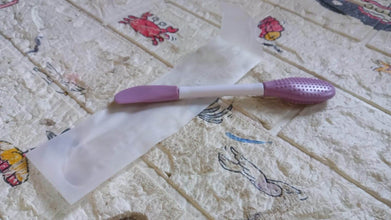 Double-Headed Silicone Mask Brush – Facial Cleansing & Mask Application Tool (1 Pc) - dailyneed.life