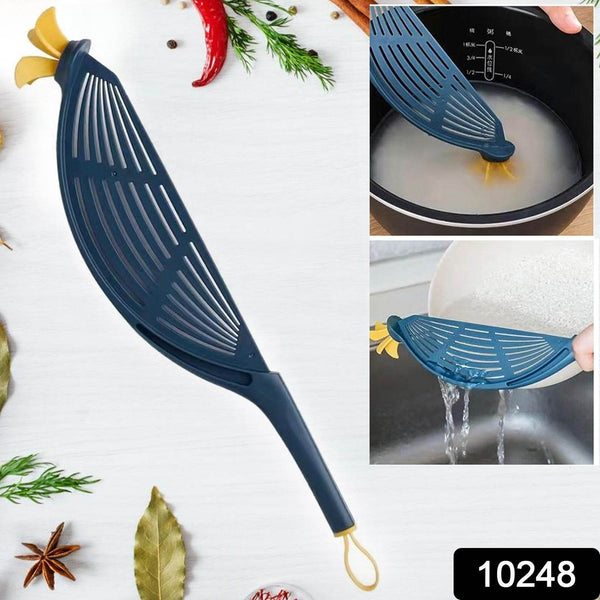 Plastic Multifunctional Kitchen Strainer Baffle Tool Handheld Filter for Rice Beans Peas (1 Pc) - dailyneed.life