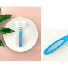 U-Shaped Toothbrush for Kids Manual Whitening Toothbrush Silicone Brush Head for Kids Children Infant Toothbrush For 2-6 Years - dailyneed.life