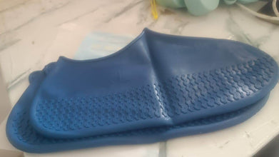 Non-Slip Silicone Rain Reusable Anti skid Waterproof Fordable Boot Shoe Cover (Extra Large Size (XL)/ 1 Pair / Mix Color) - dailyneed.life