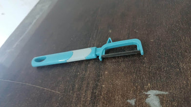 Multifunction Peeler Slicer with Plastic Handle (1 Pc / Mix Color) - dailyneed.life