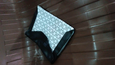 Multipurpose Pouch With Magnetic Lock(1 Pc / 19×14 Cm) - dailyneed.life