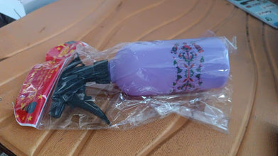 Floral Printed Plastic Spray Bottle (500 ML) - dailyneed.life