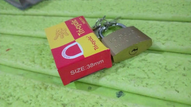 Multipurpose Solid 3 Keys door lock 38 mm / 1 Pc) - dailyneed.life