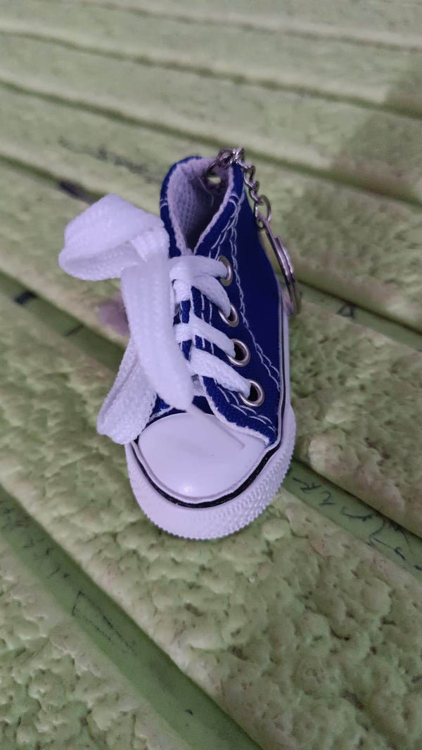 Mini Shoes Keychain, Stylish, Accessories for Perfect Gift, Backpacks (1 Pc) - dailyneed.life