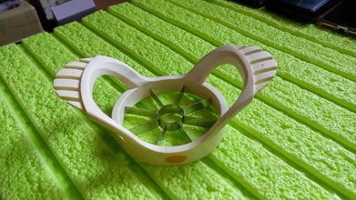 stainless steel apple cut, apple slicer, fruit divider, core remover, separator - dailyneed.life