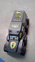Big Military 8-Wheel Plastic Car Toy (1 Pc) - dailyneed.life