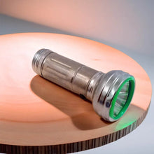 Nostalgic Flashlight,Flashlight Outdoor, Portable Nostalgic Simple Iron Outdoor Old-Fashioned Flashlight - dailyneed.life