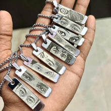 Custom Engraved Eye Pendant Necklace - Personalized Jewelry for Women | Unique Photo Pendant Gift for Birthdays & Anniversaries - dailyneed.life