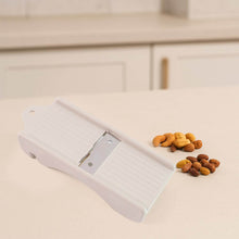 Liger Multipurpose Dry Fruit Slicer & Ginger (1 Pc) - dailyneed.life