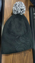 Men's and Women's Skull Slouchy Winter Woolen Knitted Black Inside Fur Beanie Cap. - dailyneed.life