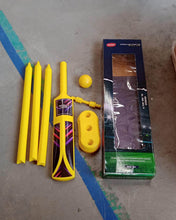Small Cricket Kit for Boys & Girls, Cricket Set with 1 Cricket Bat, 1 Plastic Ball, Bails, 3 Stumps with Stand Base - dailyneed.life