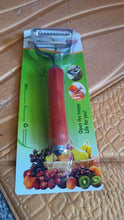 Vegetable and Fruit Peeler with Wooden Handle (1 Pc) - dailyneed.life