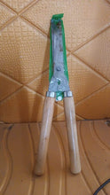 Heavy-Duty B Grade Hedge Shear with Wooden Handle - dailyneed.life