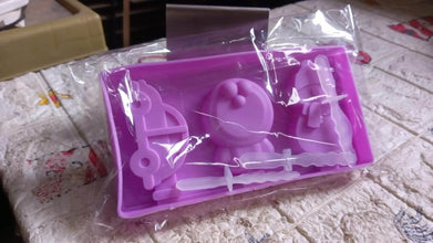 Silicone Popsicle Molds for Summer with Sticks & Lids - dailyneed.life