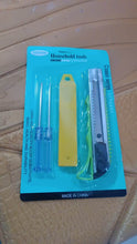 Heavy Duty Working Cutter Knife with replacement blade, 2 Screwdriver Hand Tool (4 Pc Set) - dailyneed.life
