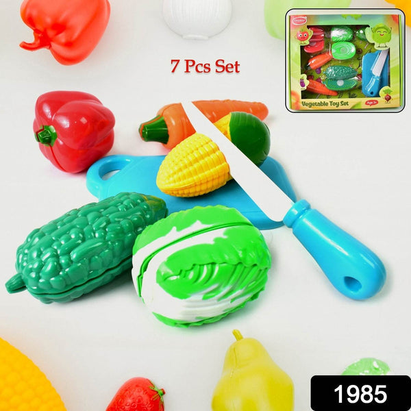 Realistic slice-able fruits and vegetables cut in 2 part play toy set - dailyneed.life