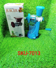Manual Fruit Vegetable Juicer with Strainer (Multicolour) - dailyneed.life