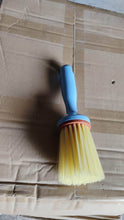 Multi-Purpose Short Handle Plastic Cleaning Brush (1 Pc) - dailyneed.life