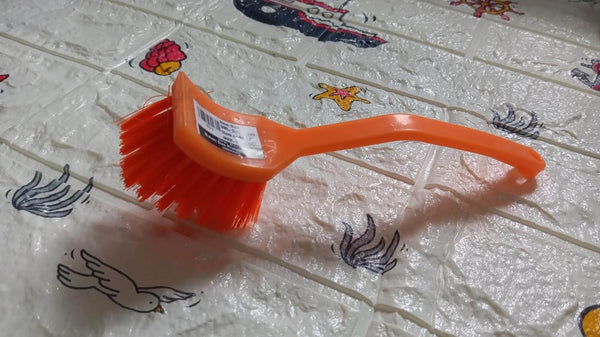 Plastic Wash Basin / Toilet Seat Cleaning Brush (Multicolour) - dailyneed.life