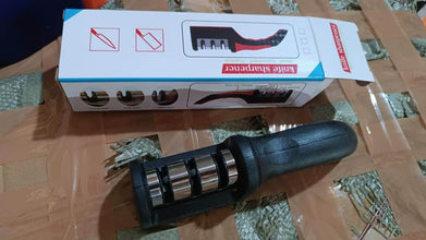 Manual Red & Black Knife Sharpener 3 Stage Sharpening Tool for Ceramic Knife and Steel Knives. - dailyneed.life