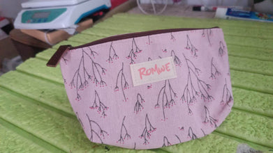 Pencil Pouch for Kids Zipper Closer Pencil Holder (1 Pc) - dailyneed.life