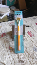 Tongue Scraper & Brush for Fresh Breath (1 Pc) - dailyneed.life