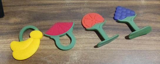 Soothe Baby's Gums: Safe & Fun Silicone Teether for Toddlers (3+ Months) - dailyneed.life