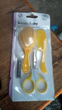 Born Baby Health Care Kit Baby Health Care And Grooming Kit 4 in 1 Nail Clipper Brush Comb Scissors Baby Safety Care Kit (4 Pcs Set) - dailyneed.life