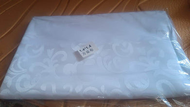 Reusable Table Cloth / Cover for Dining Picnic (140×140 Cm / 1 Pc) - dailyneed.life