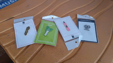 Stylish Metal Badge Pin – Single Piece (Random Design) - dailyneed.life