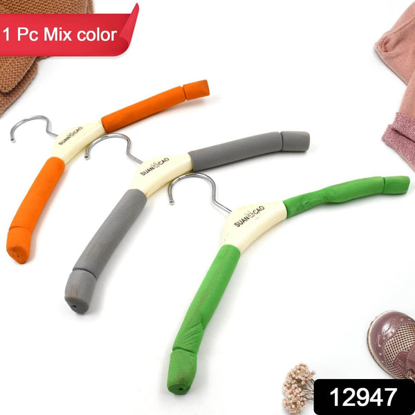 Solid Sponge Hanger Non-Slip Hanger (1 Pc / Mix Color / B Grade) - dailyneed.life