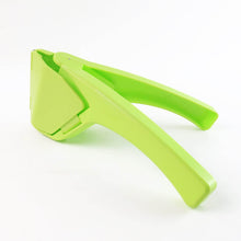 Liger Plastic Manual Handheld Lemon & Orange Squeezer Juice (1 Pc) - dailyneed.life
