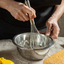 Medium Stainless Steel Balloon Whisk (24cm / 1 Pc) - dailyneed.life